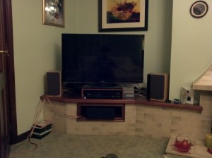 A bad photo of the new TV Setup