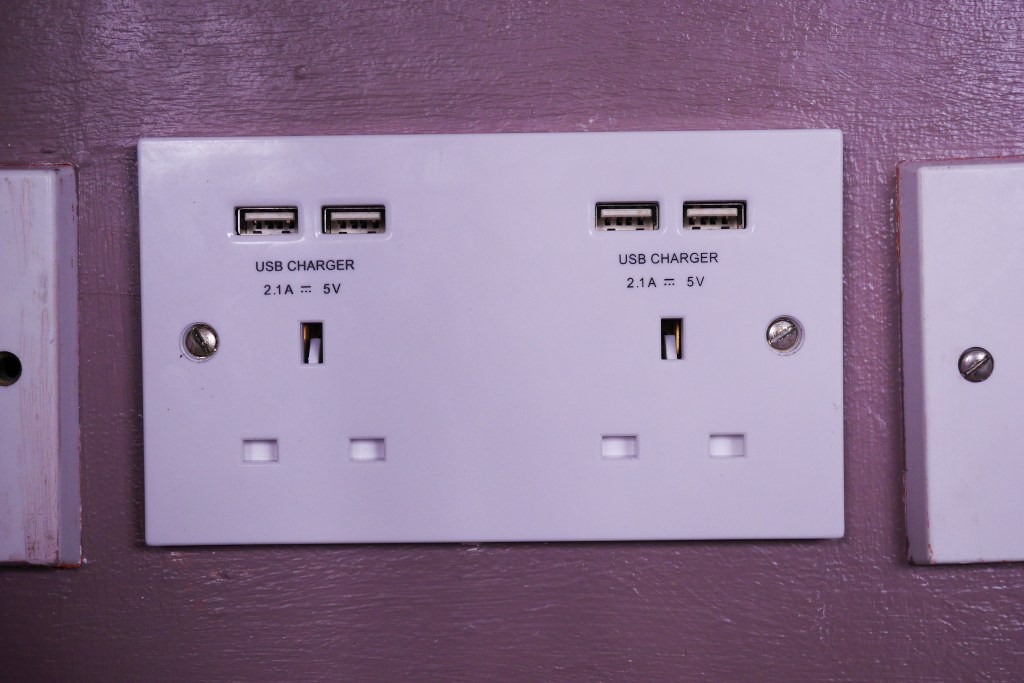 Tech DIY – USB Power&nbsp;Socket